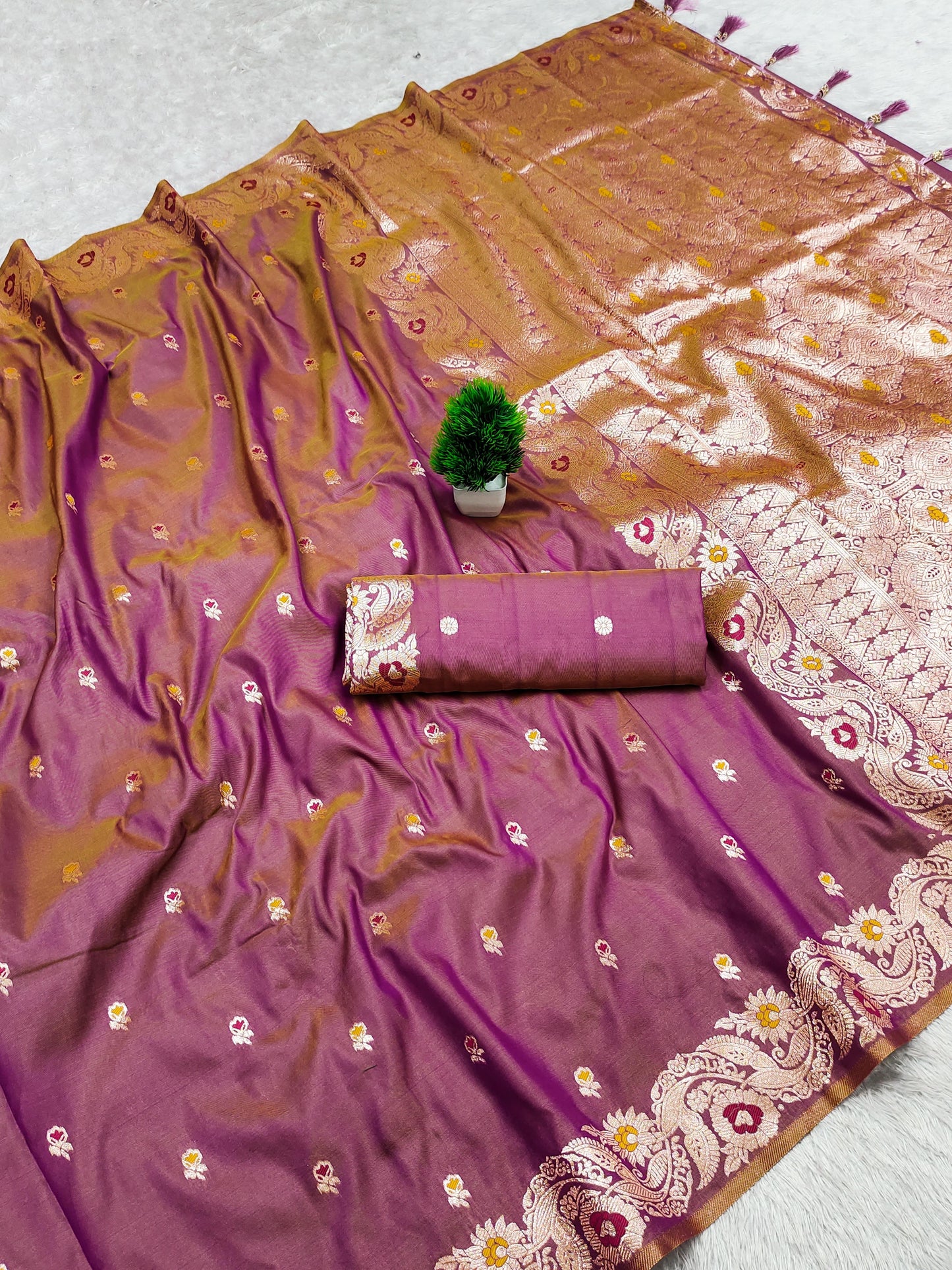 Iridescent Sheen Soft Banarasi Silk Saree