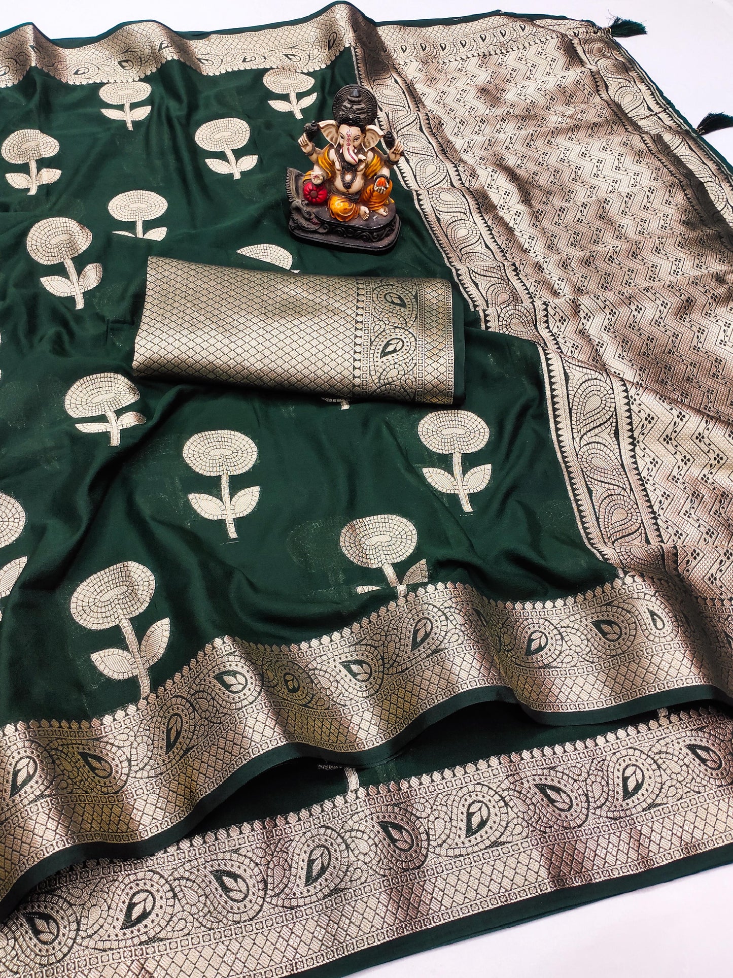 Soft Luxurious Georgette Banarasi Silk Saree (Unstitched)